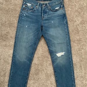 Levi's 501 Tapered Jeans